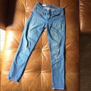 Gap 1969 Legging Jean
